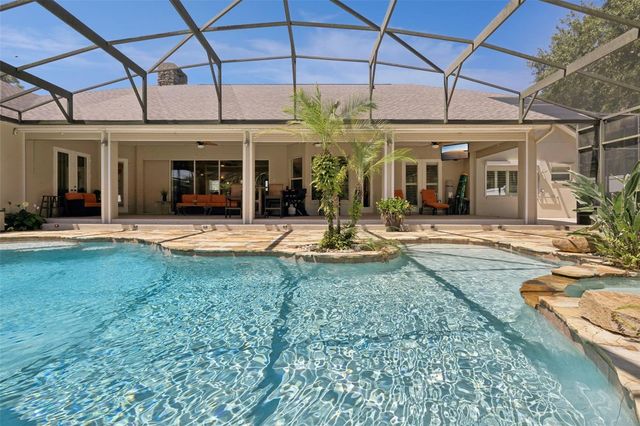 605 OLD MOUNT DORA ROAD, Eustis, FL 32726