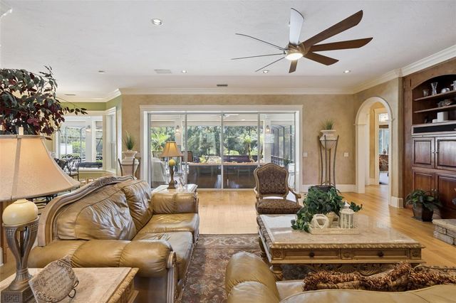 605 OLD MOUNT DORA ROAD, Eustis, FL 32726