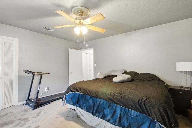 912 Sycamore Street, Commerce, TX 75428