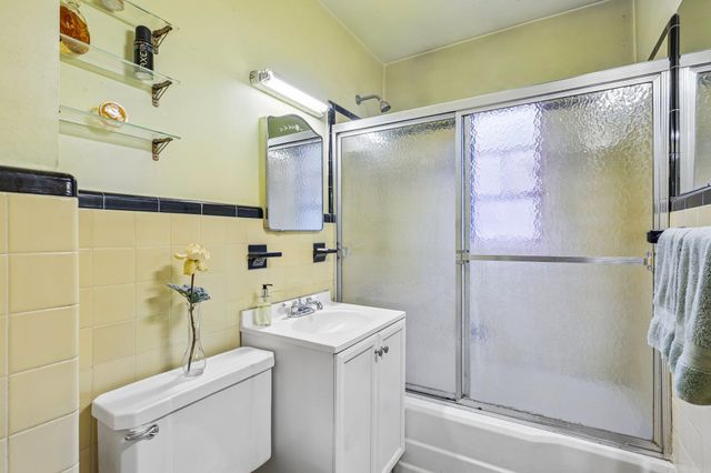 261 GARFIELD AVE, Jc, Greenville, NJ 07305