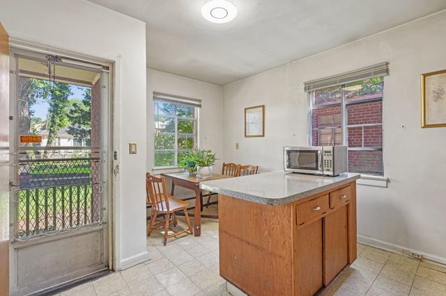 261 GARFIELD AVE, Jc, Greenville, NJ 07305