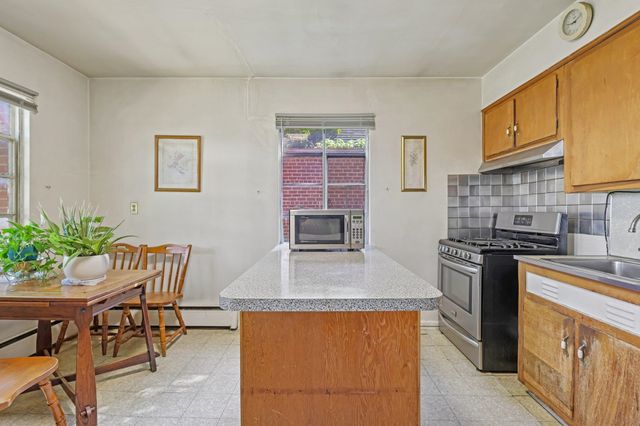 261 GARFIELD AVE, Jc, Greenville, NJ 07305