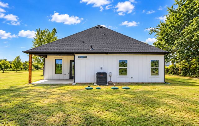 1621 County Road 4764, Boyd, TX 76023