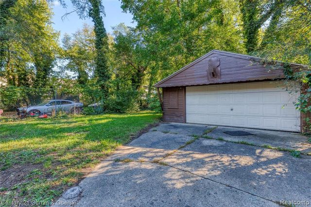 18980 Greydale Avenue, Detroit, MI 48219