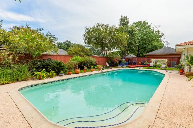 5990 Pinkstaff Lane, Beaumont, TX 77706