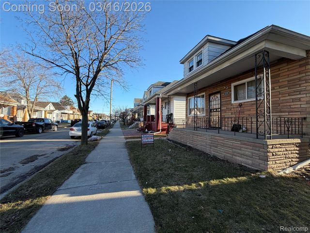 12091 Sobieski Street, Hamtramck, MI 48212