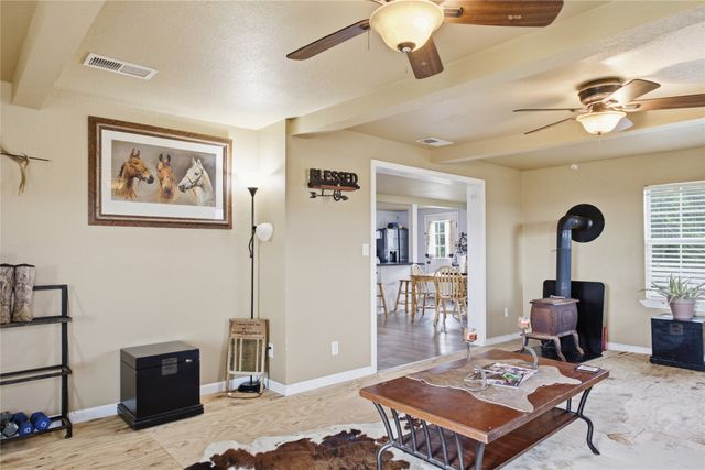 13017 E Fm 273, Telephone, TX 75488