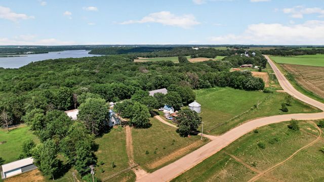 7635 Mississippi Trail, Hastings, MN 55033