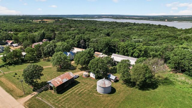 7635 Mississippi Trail, Hastings, MN 55033
