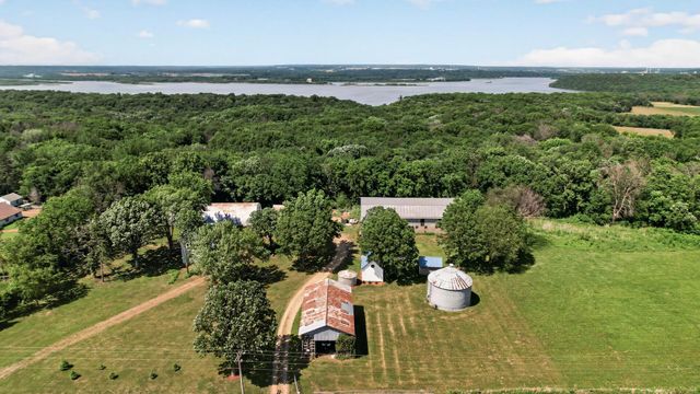 7635 Mississippi Trail, Hastings, MN 55033