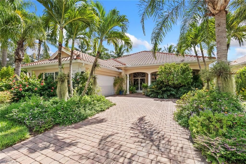 8000 Wilfredo CT, Naples, FL 34114
