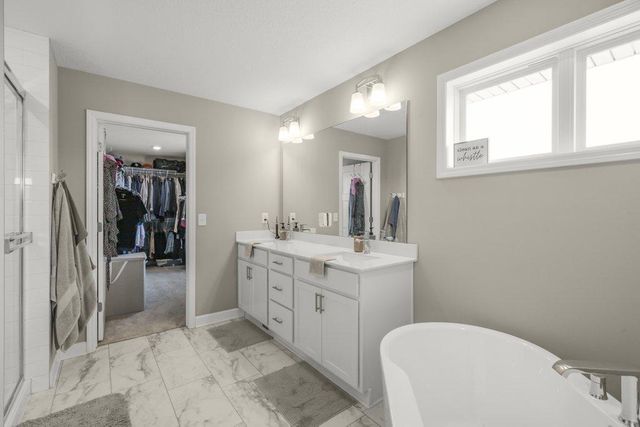 14781 109th Avenue N, Maple Grove, MN 55369