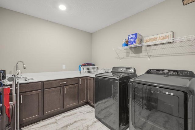 14781 109th Avenue N, Maple Grove, MN 55369