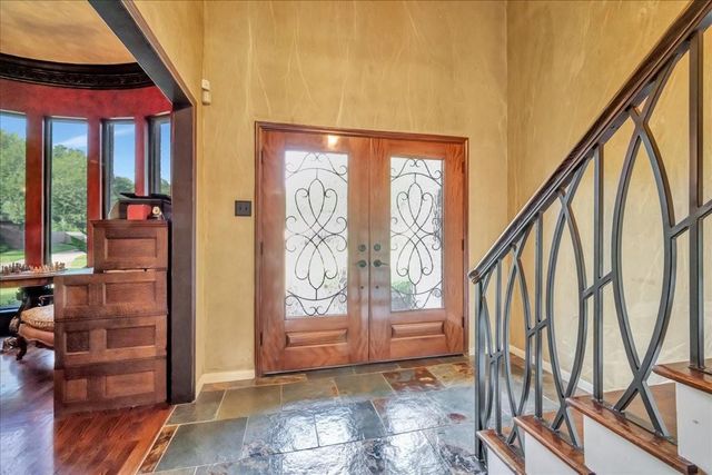 1627 Lake Bluff Drive, El Lago, TX 77586