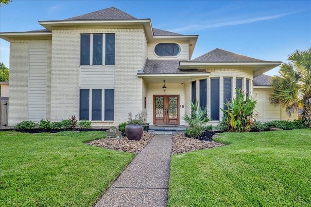 1627 Lake Bluff Drive, El Lago, TX 77586