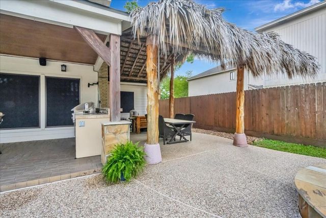 1627 Lake Bluff Drive, El Lago, TX 77586