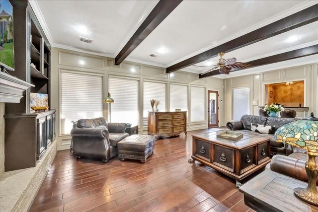 1627 Lake Bluff Drive, El Lago, TX 77586