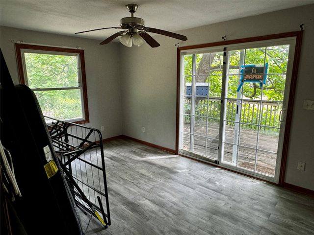 4227 E Sheridan Avenue, Des Moines, IA 50317