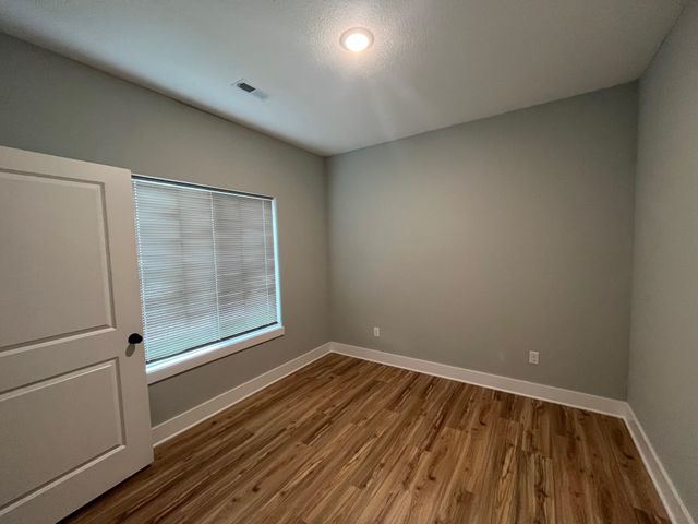 6815 W Kollmeyer St, Wichita, KS 67205