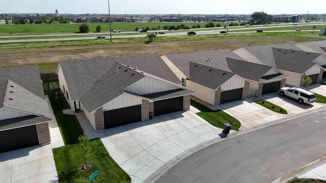 6815 W Kollmeyer St, Wichita, KS 67205