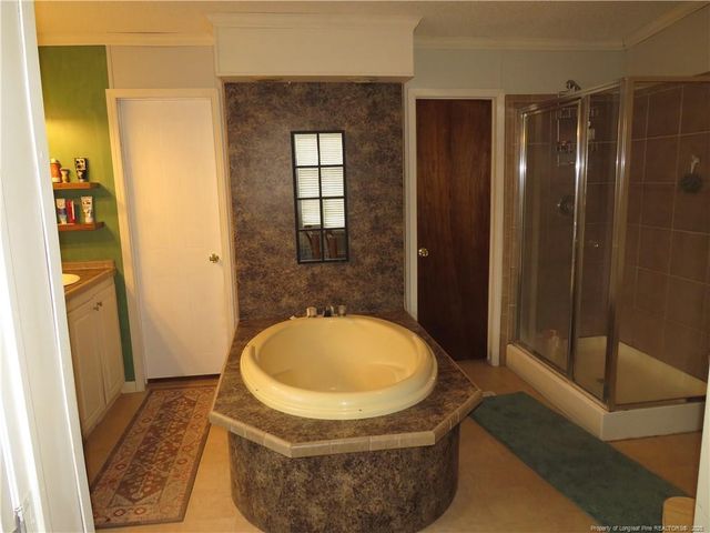 85 Country Walk Lane, Sanford, NC 27332