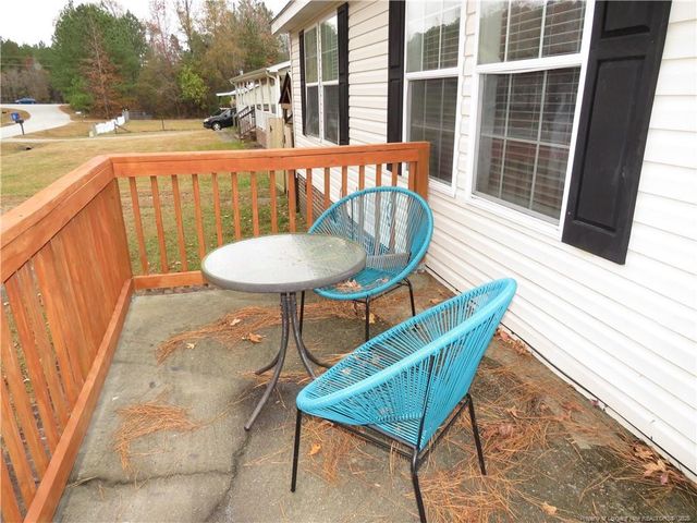 85 Country Walk Lane, Sanford, NC 27332