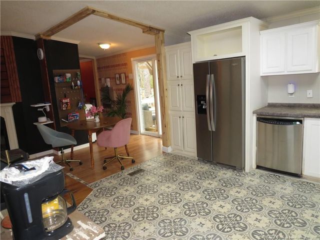 85 Country Walk Lane, Sanford, NC 27332