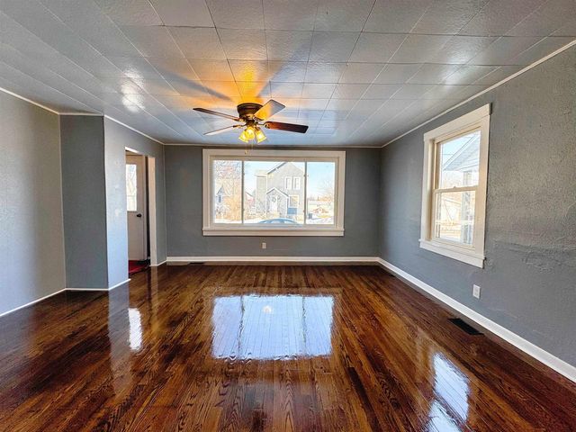 705 11TH AVENUE, Menominee, MI 49858