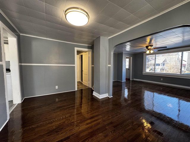 705 11TH AVENUE, Menominee, MI 49858