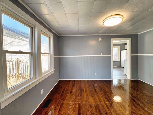 705 11TH AVENUE, Menominee, MI 49858