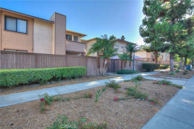 1311 Massachusetts, Riverside, CA 92507