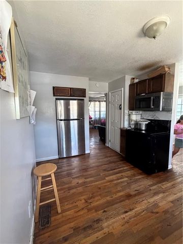 340 N Topping Avenue, Kansas City, MO 64123