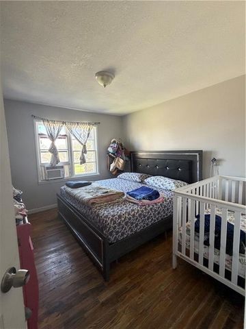340 N Topping Avenue, Kansas City, MO 64123