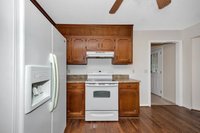 2134 Ready Section Rd, Toney, AL 35773