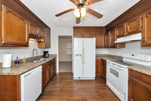 2134 Ready Section Rd, Toney, AL 35773