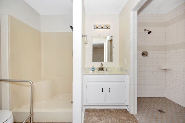 2134 Ready Section Rd, Toney, AL 35773