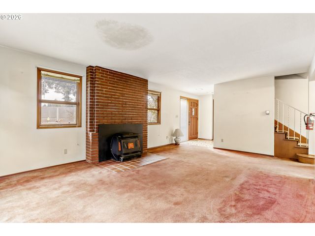 16659 Se POWELL Blvd, Portland, OR 97236