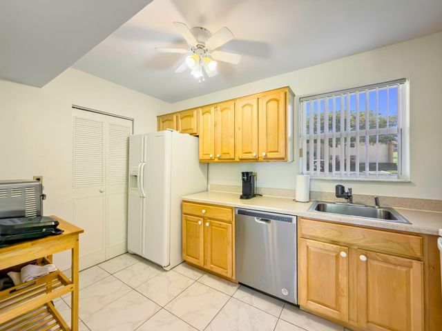 352 Lake Frances Drive, West Palm Beach, FL 33411