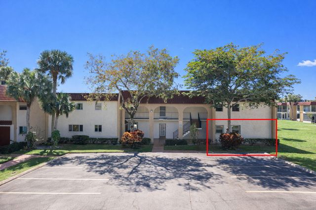 352 Lake Frances Drive, West Palm Beach, FL 33411