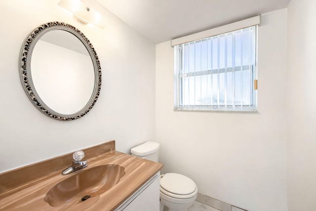 352 Lake Frances Drive, West Palm Beach, FL 33411