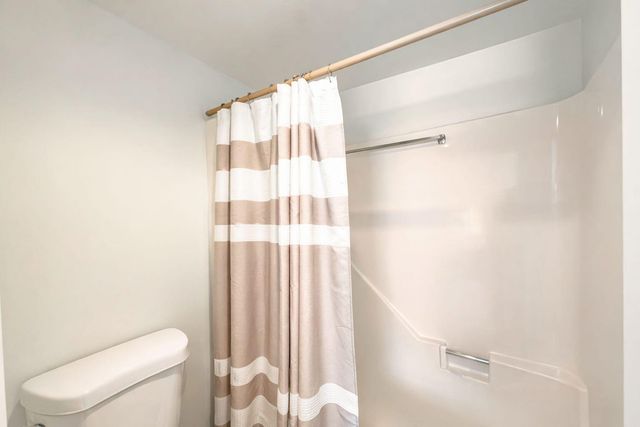 352 Lake Frances Drive, West Palm Beach, FL 33411