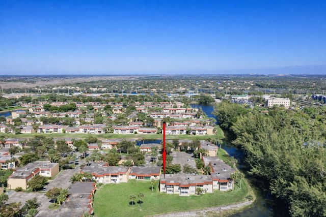 352 Lake Frances Drive, West Palm Beach, FL 33411