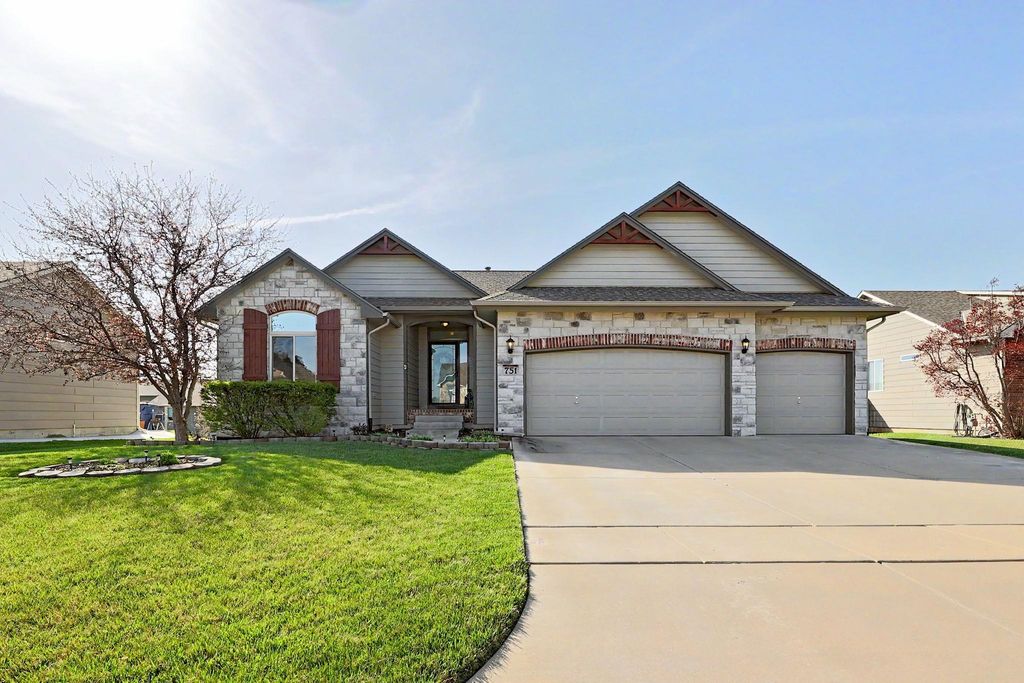 751 S Peckham Ct., Wichita, KS 67230