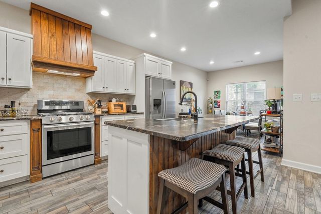 113 Winter Oak Place, Hot Springs, AR 71913