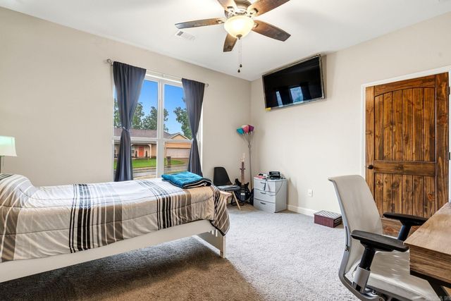 113 Winter Oak Place, Hot Springs, AR 71913