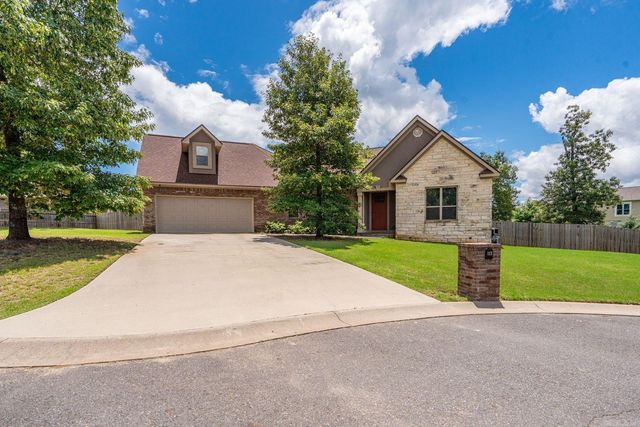 113 Winter Oak Place, Hot Springs, AR 71913