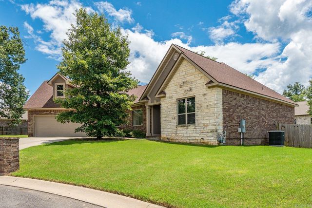 113 Winter Oak Place, Hot Springs, AR 71913