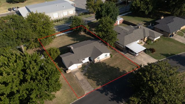 621 N Union Place, Tulsa, OK 74127