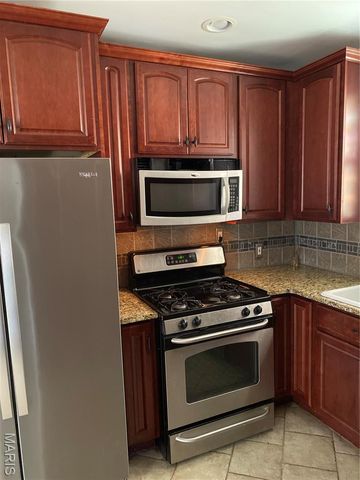 7354 Balson Avenue, University City, MO 63130