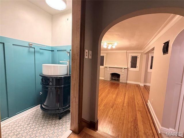 7354 Balson Avenue, University City, MO 63130